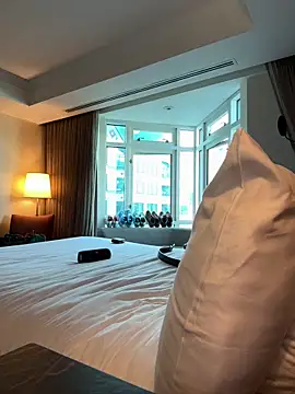 PeytonJohnn online show from 10-02-25, 08:49