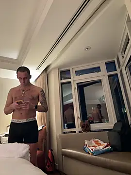 PeytonJohnn online show from 10-06-25, 11:02