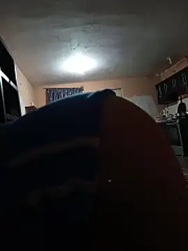 Snapshot of sensei6699 chatting on 10-31-25, 05:08 sensei6699 online show from 10-31-25, 05:08