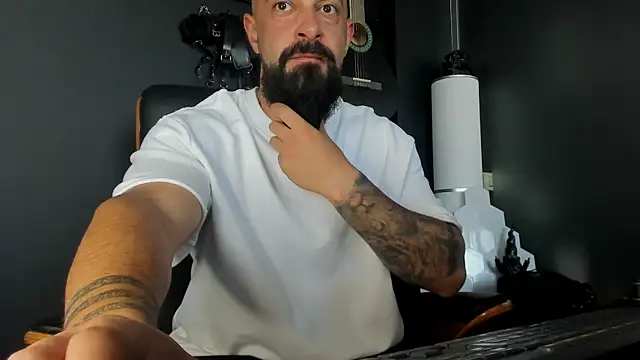 axxelrich  online show from 09-09-25, 06:24