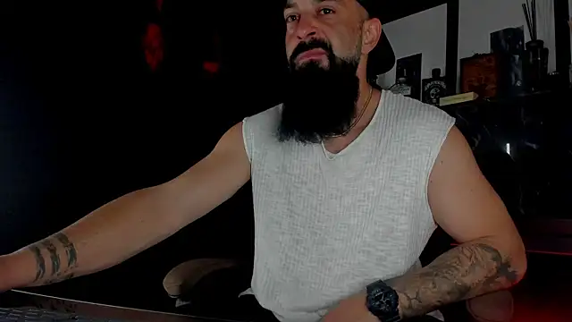 axxelrich  online show from 10-14-25, 04:35