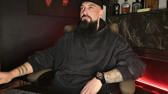 axxelrich  online show from 12-01-25, 05:12