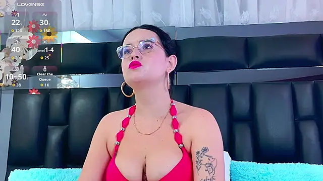 Snapshot of DahianaMoss chatting on 01-13-26, 11:37 DahianaMoss online show from 01-13-26, 11:37