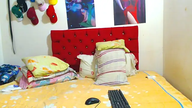 dirtycouplehot2 online show from 07-08-26, 02:32