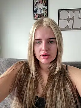 Snapshot of yourhornyslut chatting on 07-19-26, 02:43 yourhornyslut online show from 07-19-26, 02:43