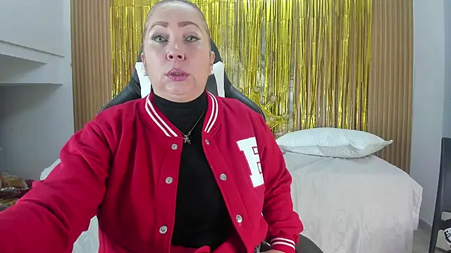 Danna topless online show from 10-16-25, 12:06