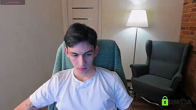 Snapshot of Ul_Tima chatting on 12-01-24, 08:42 Ul Tima online show from 12-01-24, 08:42