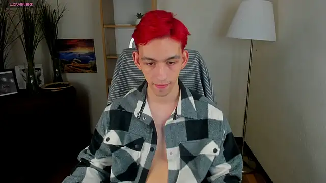 Snapshot of Ul_Tima chatting on 01-16-25, 11:04 Ul Tima online show from 01-16-25, 11:04