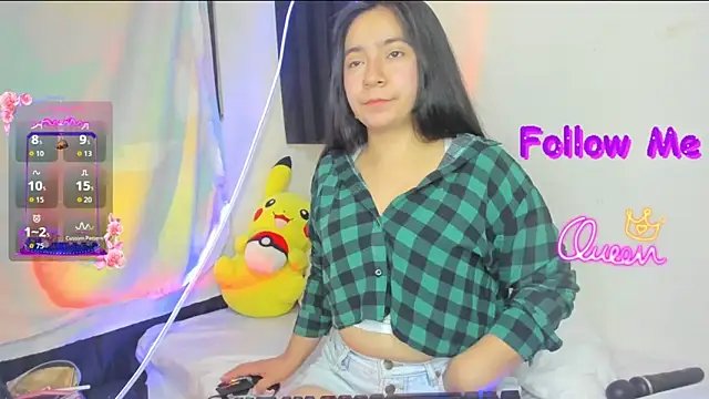 Snapshot of litle_mily_ chatting on 03-06-26, 01:35 litle mily online show from 03-06-26, 01:35