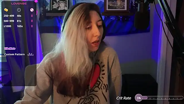 lovelylucyy online show from 12-06-24, 07:01