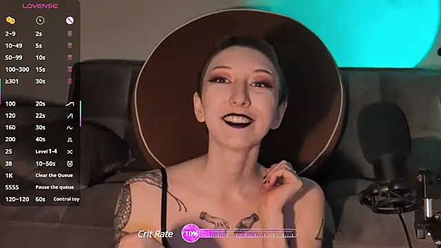 lovelylucyy online show from 02-28-25, 05:26