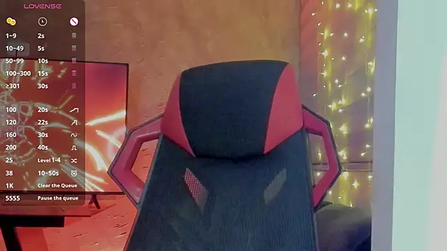 Snapshot of Charlotte_greys chatting on 02-09-25, 01:44 Charlotte greys online show from 02-09-25, 01:44