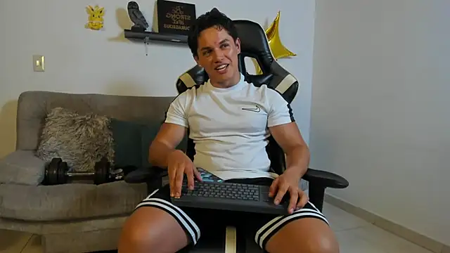 julian wallace online show from 11-19-25, 09:48