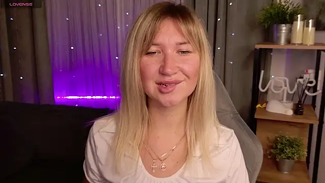 MilaBott online show from 09-26-25, 08:35