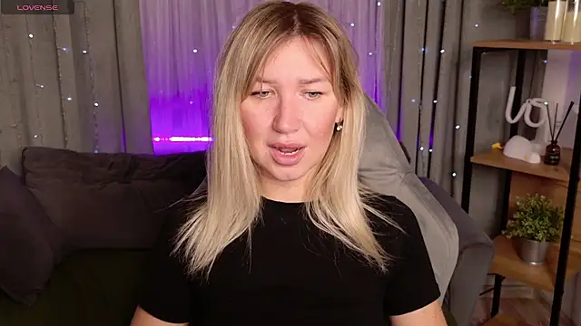 MilaBott online show from 09-28-25, 08:14