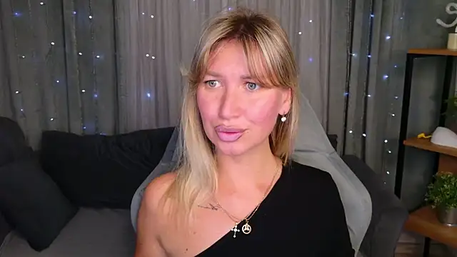 Snapshot of MilaBott chatting on 07-22-26, 08:11 MilaBott online show from 07-22-26, 08:11