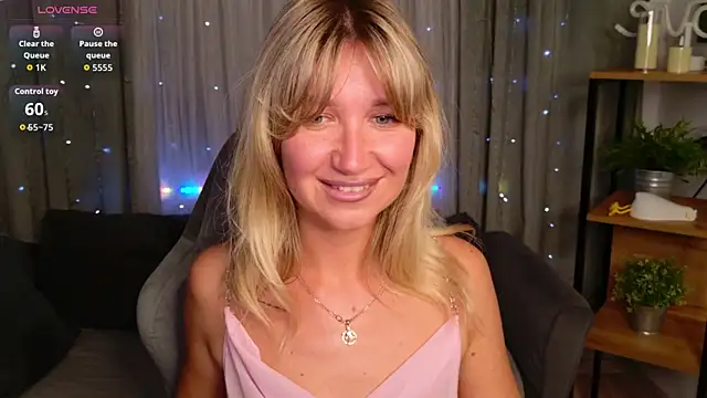 Snapshot of MilaBott chatting on 07-28-26, 09:14 MilaBott online show from 07-28-26, 09:14