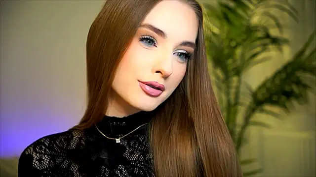 petitegonwiild online show from 12-20-25, 11:01