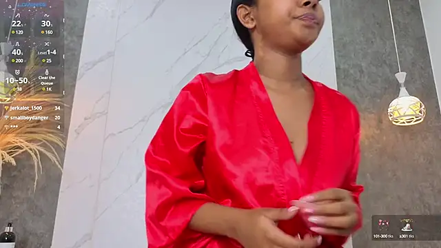 Snapshot of GabrielaLugo chatting on 03-05-25, 03:40 GabrielaLugo online show from 03-05-25, 03:40