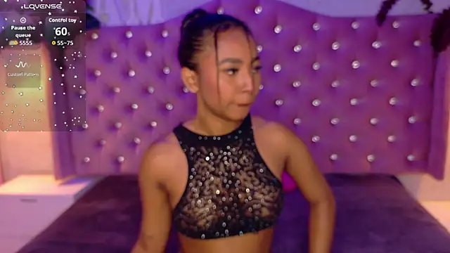 Snapshot of GabrielaLugo chatting on 11-06-25, 12:39 GabrielaLugo online show from 11-06-25, 12:39