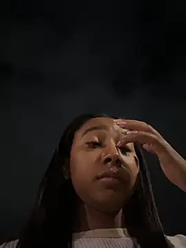 Snapshot of GabrielaLugo chatting on 12-02-25, 02:39 GabrielaLugo online show from 12-02-25, 02:39