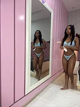 GabrielaLugo online show from 12-19-25, 12:01