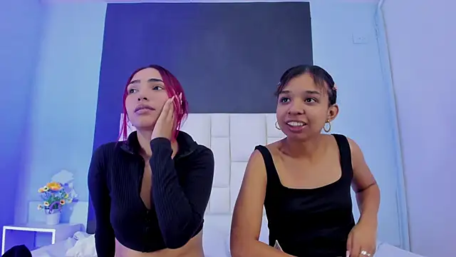 Snapshot of suzanelee chatting on 01-11-25, 02:36 suzanelee online show from 01-11-25, 02:36