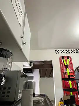 Snapshot of suzanelee chatting on 01-12-25, 03:03 suzanelee online show from 01-12-25, 03:03