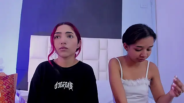 Snapshot of suzanelee chatting on 01-15-25, 02:56 suzanelee online show from 01-15-25, 02:56