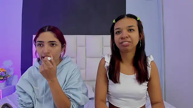 Snapshot of suzanelee chatting on 01-16-25, 12:42 suzanelee online show from 01-16-25, 12:42