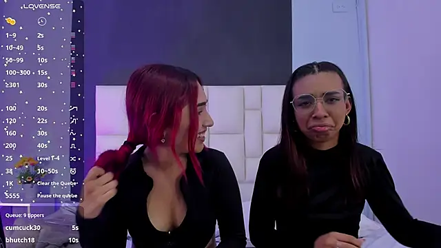 Snapshot of suzanelee chatting on 01-18-25, 03:05 suzanelee online show from 01-18-25, 03:05