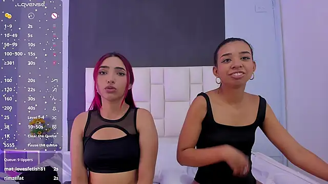 Snapshot of suzanelee chatting on 01-20-25, 10:15 suzanelee online show from 01-20-25, 10:15