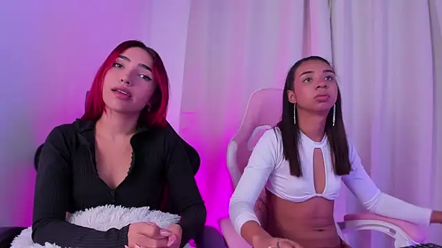 Snapshot of suzanelee chatting on 01-22-25, 03:18 suzanelee online show from 01-22-25, 03:18