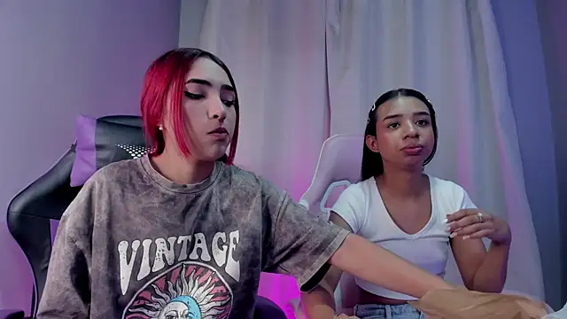 Snapshot of suzanelee chatting on 01-28-25, 03:14 suzanelee online show from 01-28-25, 03:14