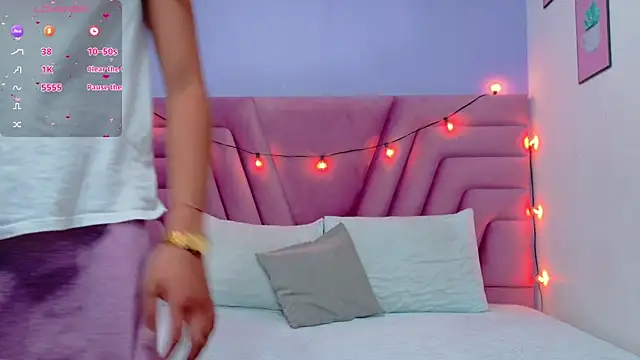 Beautifulskinny18 online show from 09-08-25, 08:19