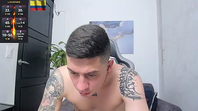 Yeiko Romero  online show from 10-24-25, 07:05