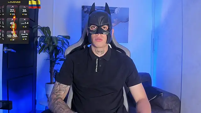 Yeiko Romero  online show from 10-31-25, 05:36