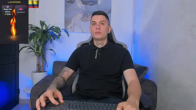 Yeiko Romero  online show from 01-11-26, 10:48