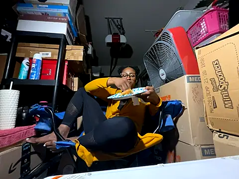 wynterheat online show from 10-27-25, 09:24