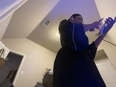 wynterheat online show from 11-03-25, 01:08