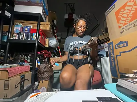 Snapshot of wynterheat chatting on 07-19-26, 01:09 wynterheat online show from 07-19-26, 01:09