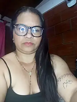 Snapshot of Sikiu_40 chatting on 01-24-25, 02:49 Sikiu 40 online show from 01-24-25, 02:49