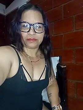 Snapshot of Sikiu_40 chatting on 02-03-25, 04:25 Sikiu 40 online show from 02-03-25, 04:25