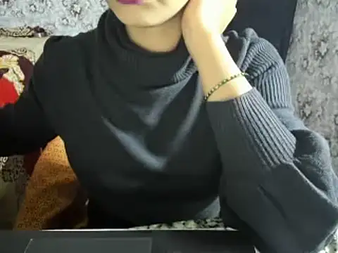 Snapshot of aarjulove chatting on 01-05-25, 02:08 aarjulove online show from 01-05-25, 02:08