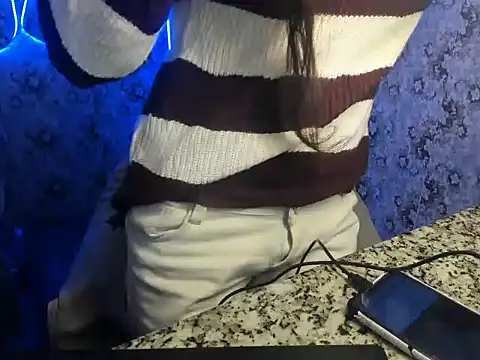 Snapshot of aarjulove chatting on 02-01-25, 04:33 aarjulove online show from 02-01-25, 04:33