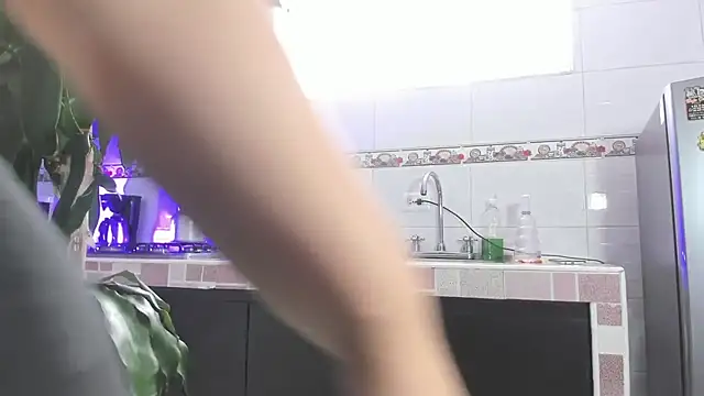 Emma-evans online show from 03-03-25, 07:06