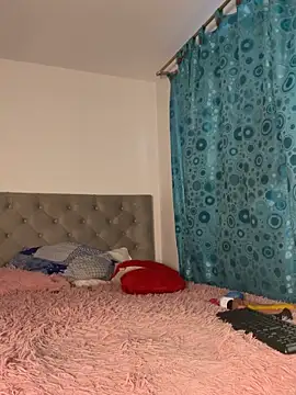 Snapshot of samy_0107 chatting on 09-21-25, 10:44 samy 0107 online show from 09-21-25, 10:44