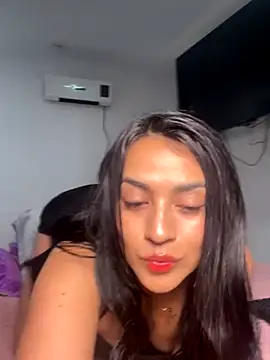 Snapshot of samy_0107 chatting on 12-04-25, 09:01 samy 0107 online show from 12-04-25, 09:01