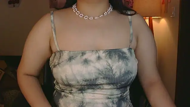 Snapshot of Kriti_02 chatting on 10-29-25, 08:27 Kriti 02 online show from 10-29-25, 08:27