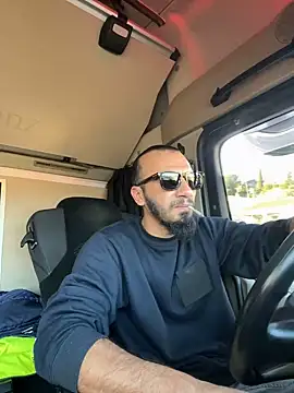 Snapshot of donnuozfutura chatting on 12-24-24, 08:11 donnuozfutura online show from 12-24-24, 08:11